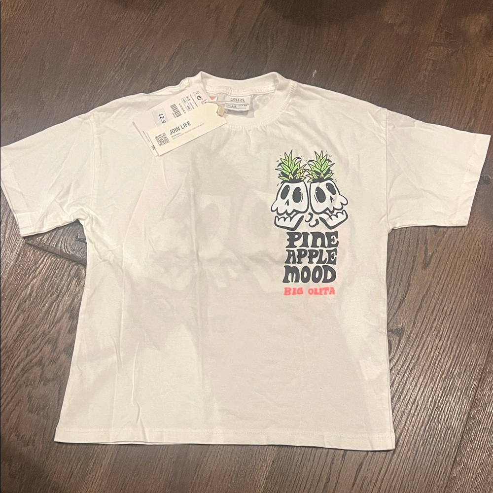 Zara White Pine Apple Mood Graphic Tee with Green Accents